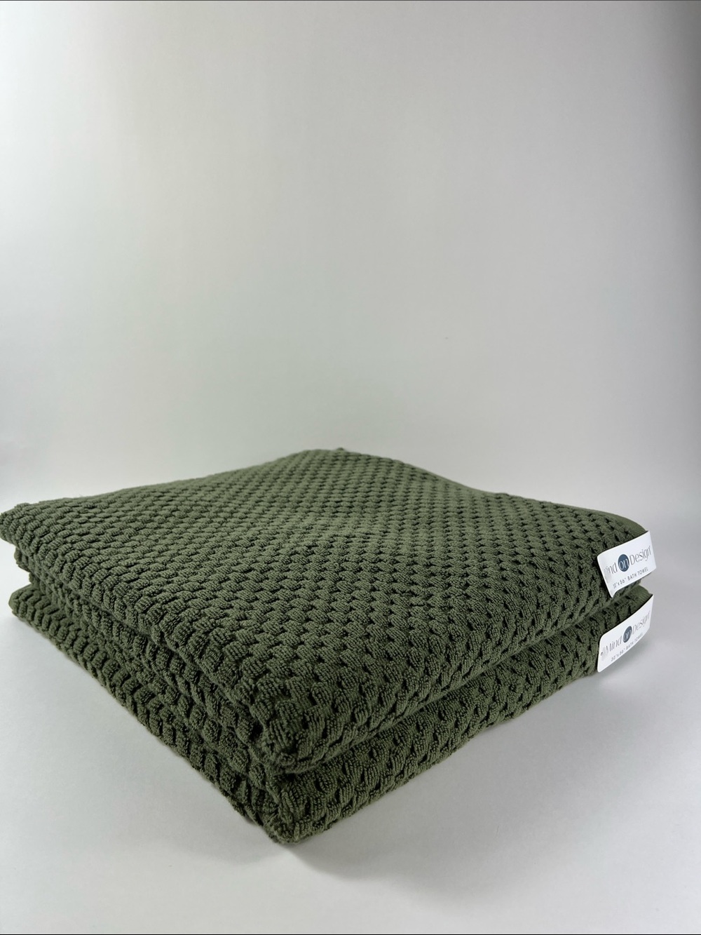 Mind On Design Olive Green Waffle Bath Towels Soft Cotton Set of 2 NEW